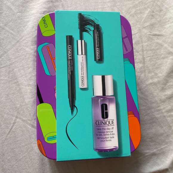 Clinique Other - Clinique's Eye Favourites Set